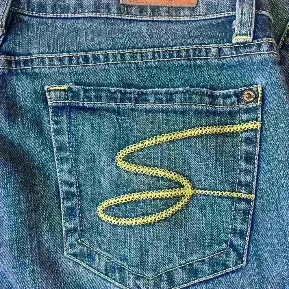 Seven jeans 32. Pre owned good condition. High rise boot cut - Picture 14 of 14
